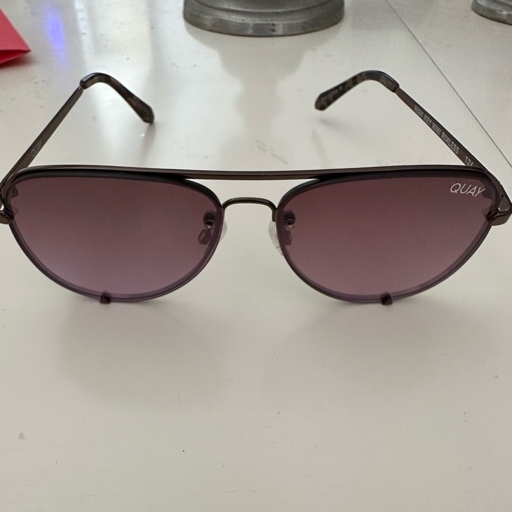 Quay High Key Mini rimless